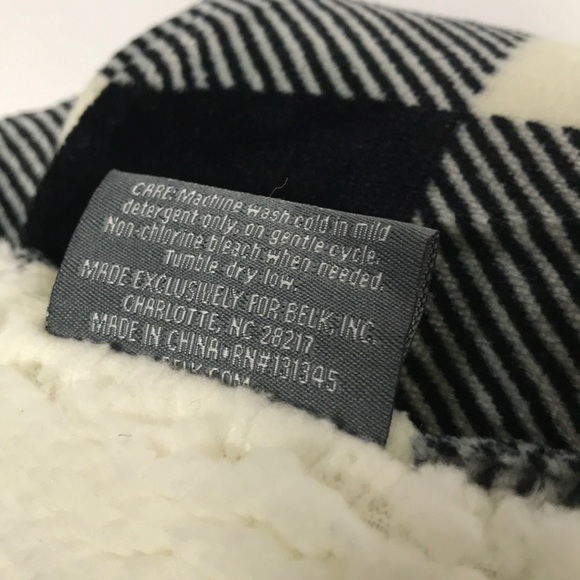 Buffalo check Throw NWT cozy fleece Throw black - Picture 7 of 10